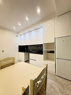 Satılır 2 otaqlı mənzil 80 m²