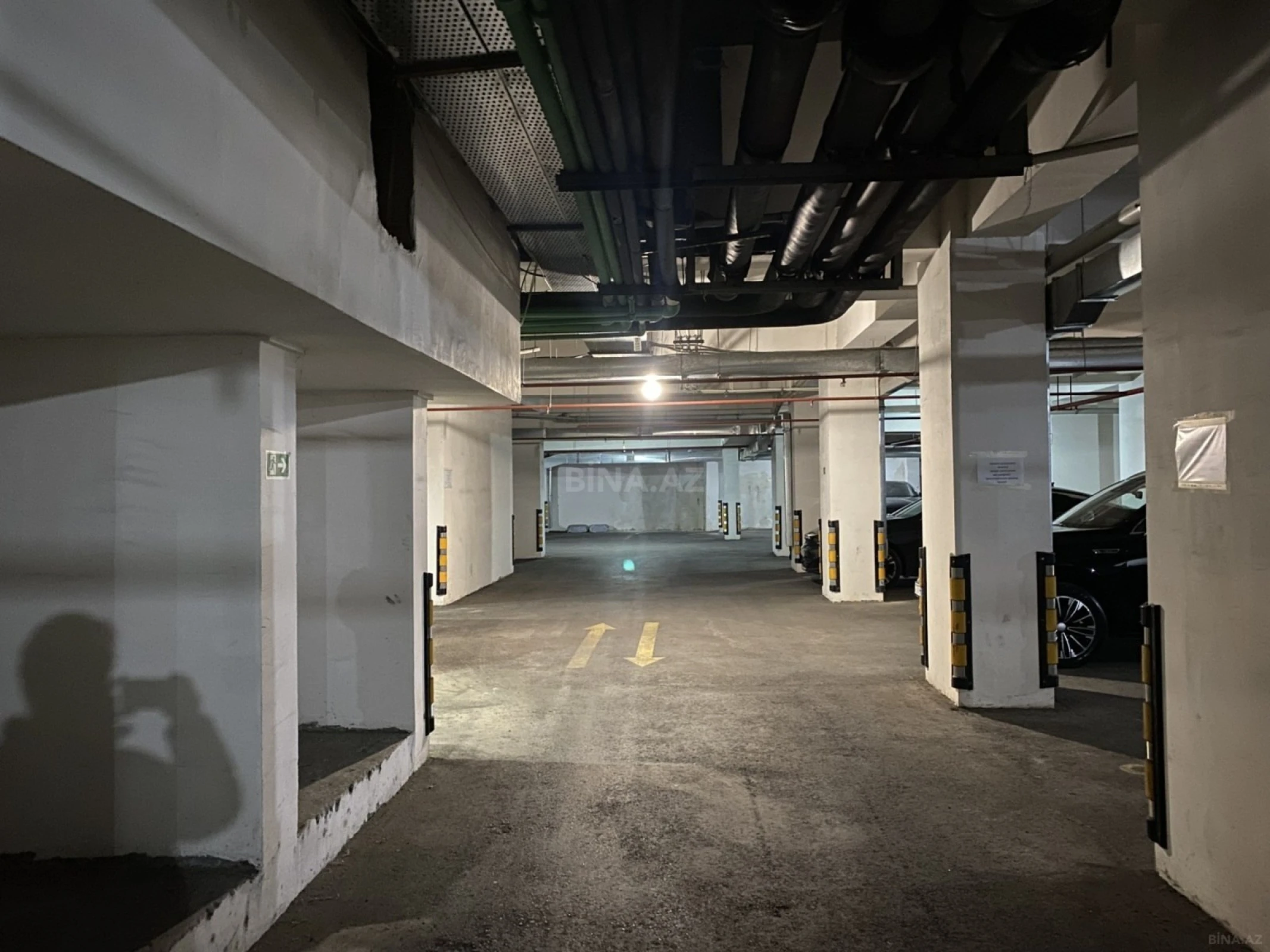 Satılır 4 otaqlı mənzil 210 m²