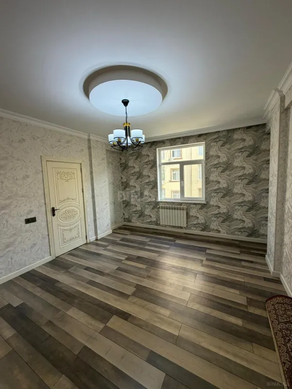 Satılır 3 otaqlı mənzil 82 m²