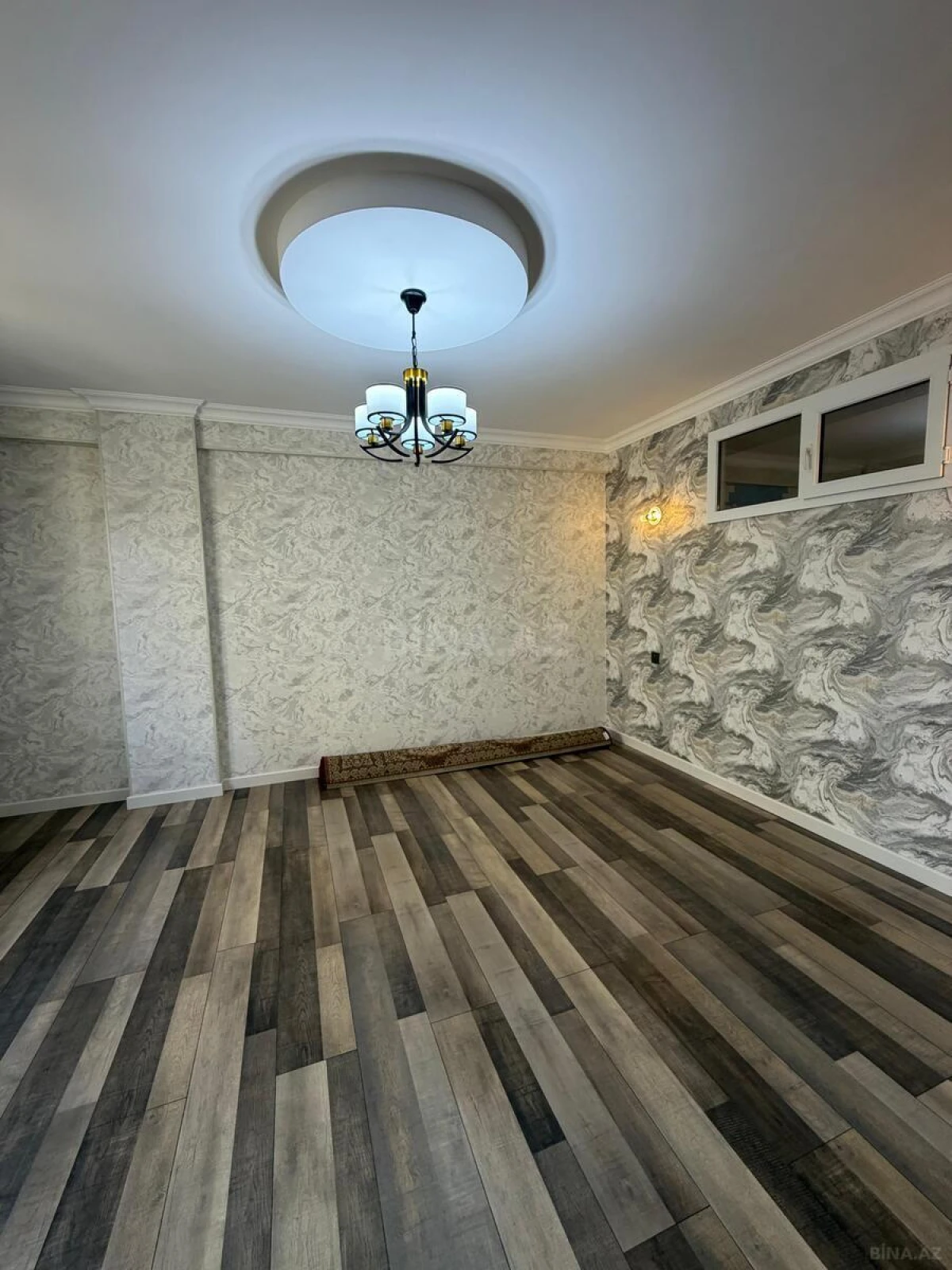 Satılır 3 otaqlı mənzil 82 m²