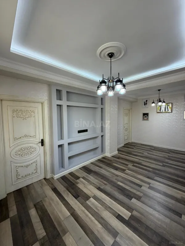 Satılır 3 otaqlı mənzil 82 m²