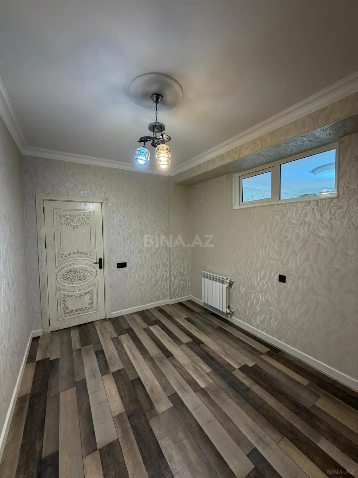 Satılır 3 otaqlı mənzil 82 m²