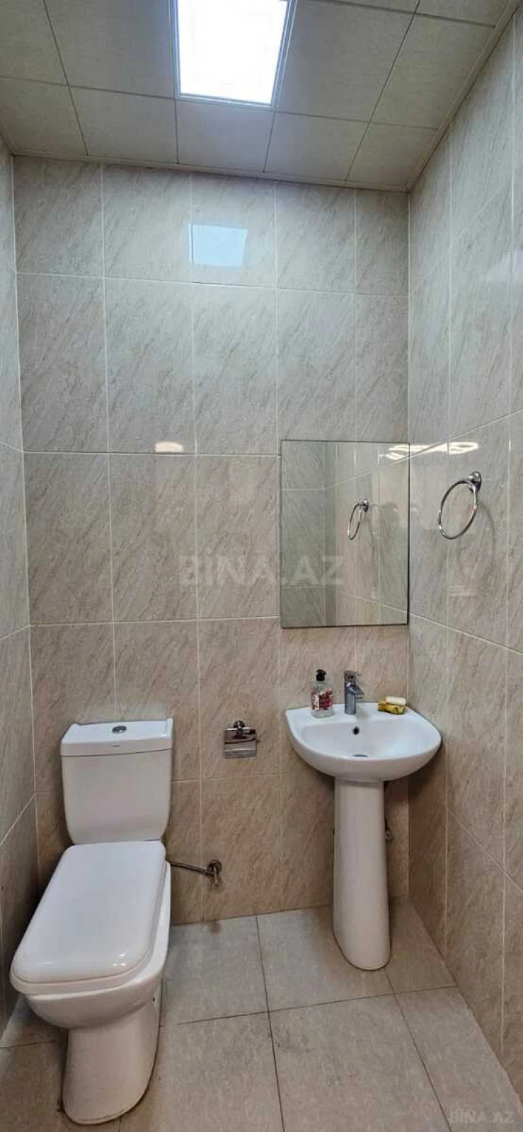 Kirayə verilir 2 otaqlı ofis 45 m²
