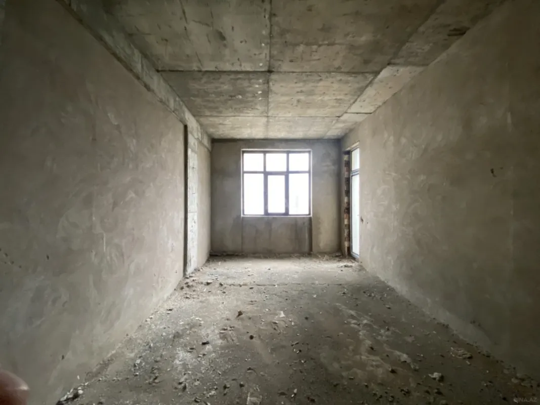 Satılır 3 otaqlı mənzil 170 m²