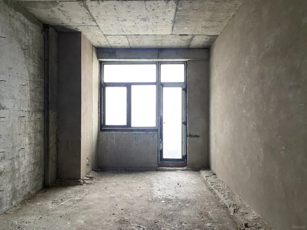 Satılır 3 otaqlı mənzil 170 m²