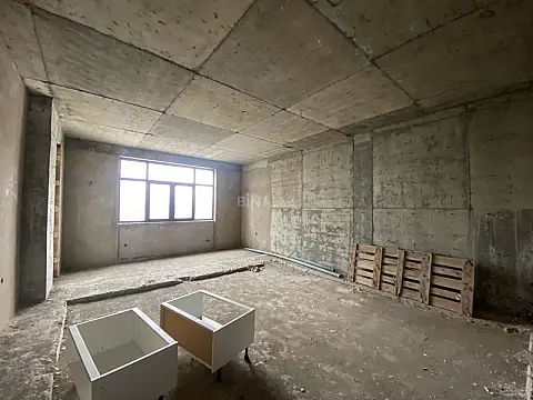 Satılır 3 otaqlı mənzil 170 m²