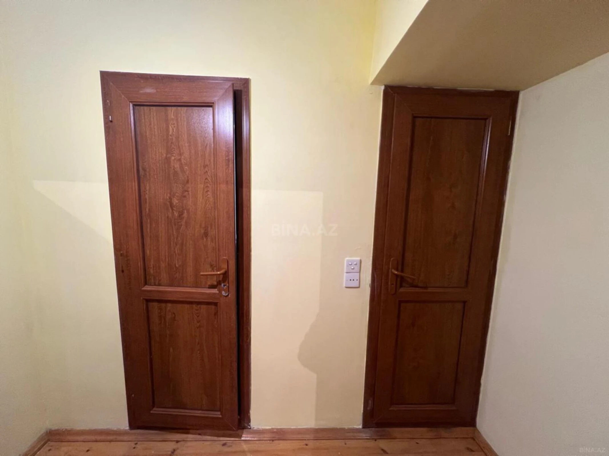 Satılır 2 otaqlı mənzil 45 m²