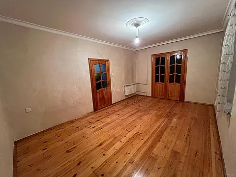 Satılır 2 otaqlı mənzil 45 m²