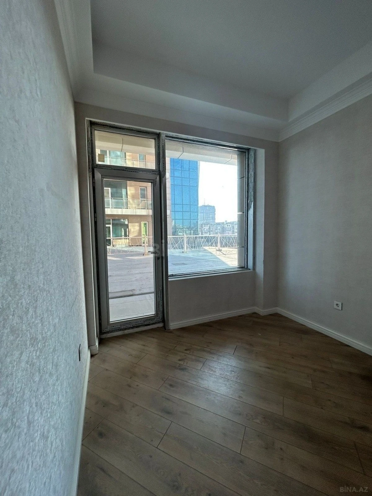Kirayə verilir 3 otaqlı ofis 116 m²