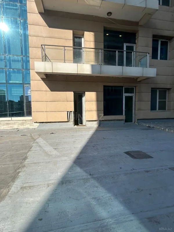 Kirayə verilir 3 otaqlı ofis 116 m²
