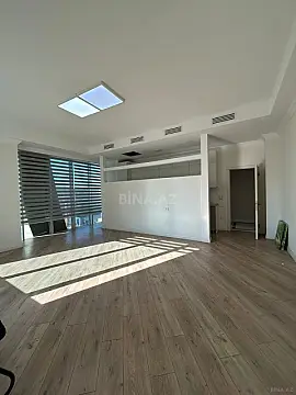 Kirayə verilir 3 otaqlı ofis 116 m²