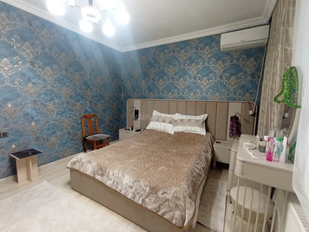 Satılır 4 otaqlı həyət evi 125 m²