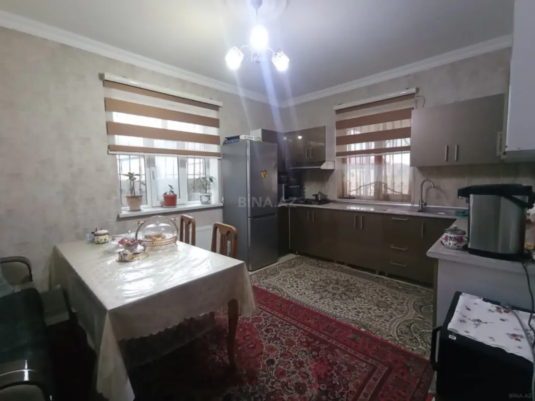 Satılır 4 otaqlı həyət evi 125 m²