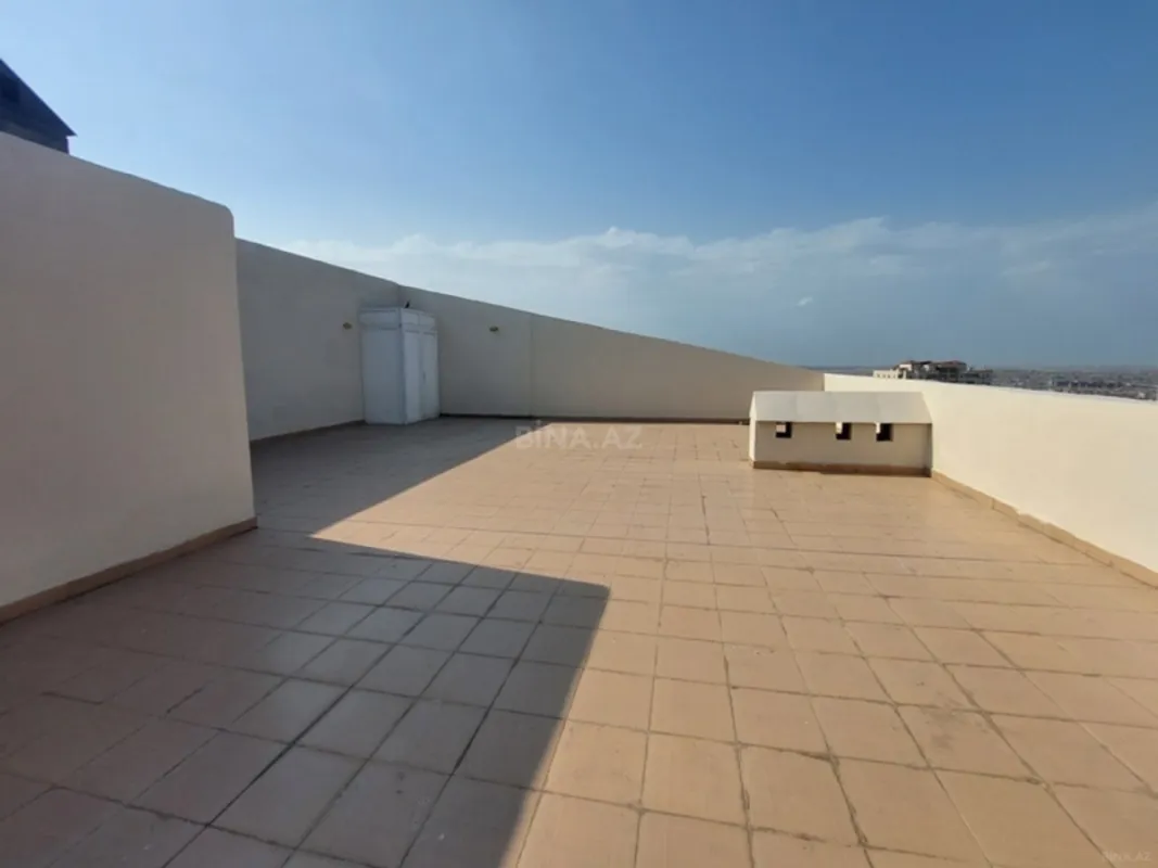 Satılır 5 otaqlı mənzil 450 m²