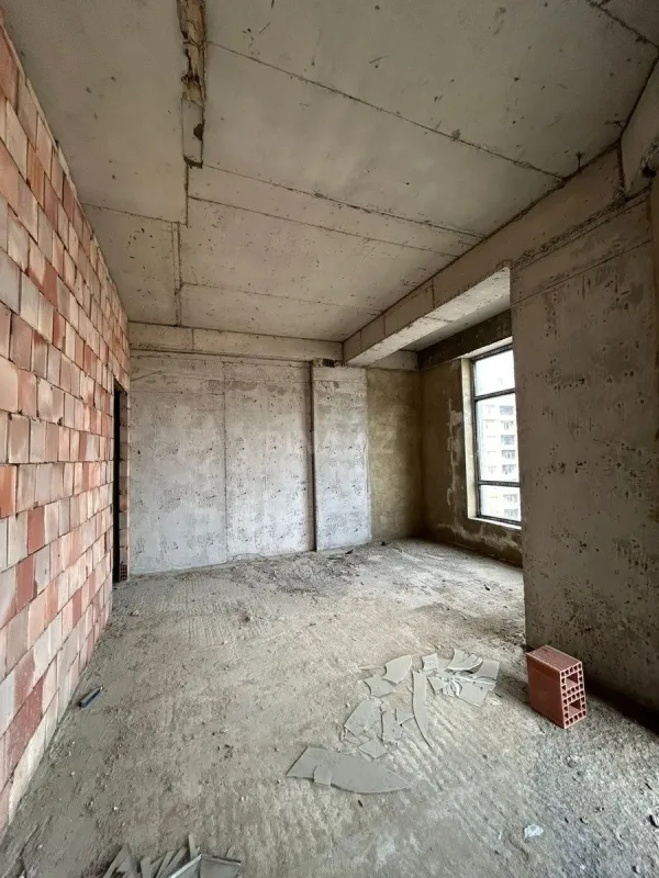 Satılır 3 otaqlı mənzil 117 m²