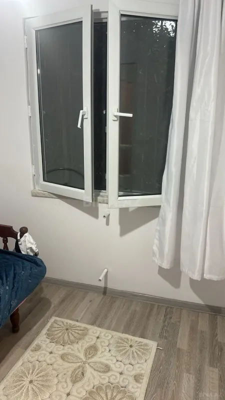 Kirayə verilir 3 otaqlı mənzil 50 m²