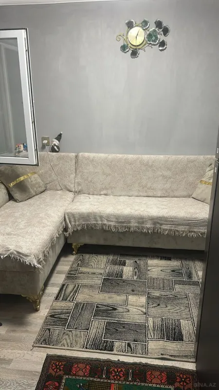 Kirayə verilir 3 otaqlı mənzil 50 m²