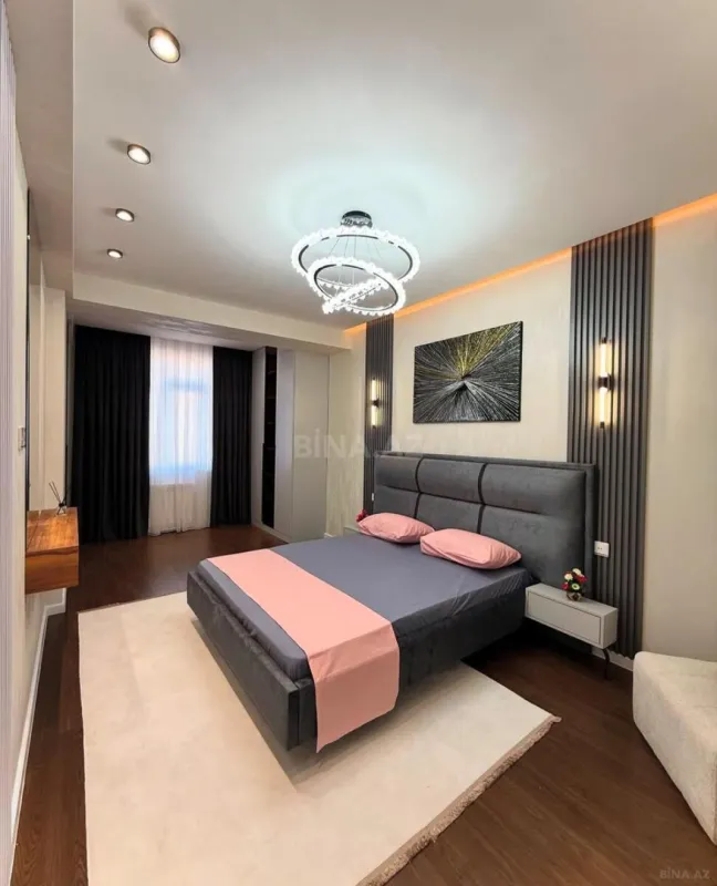 Kirayə verilir 2 otaqlı mənzil 80 m²