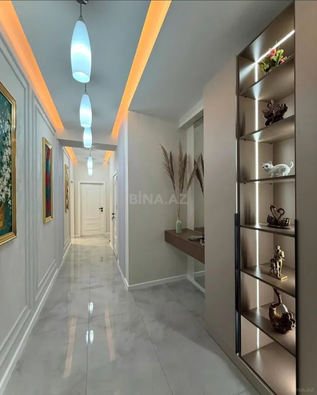 Kirayə verilir 2 otaqlı mənzil 80 m²
