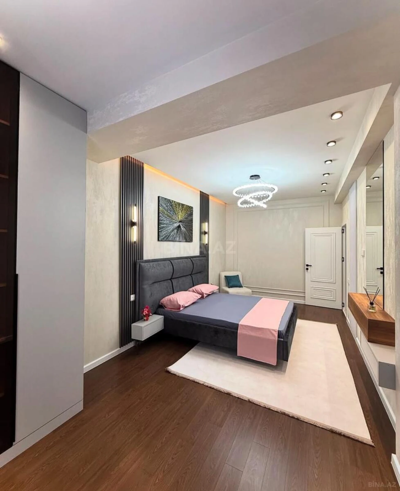 Kirayə verilir 2 otaqlı mənzil 80 m²