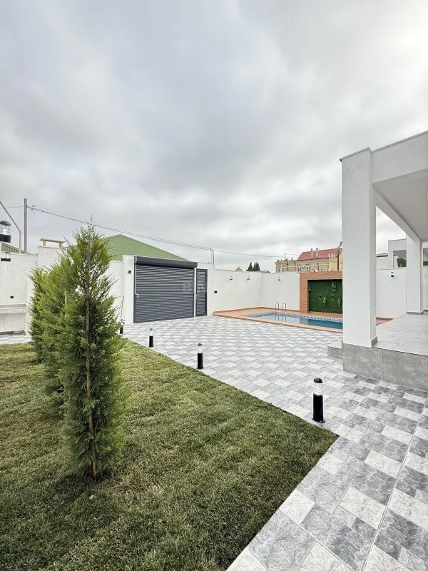 Satılır 4 otaqlı həyət evi 160 m²