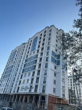 Satılır 2 otaqlı mənzil 82 m²