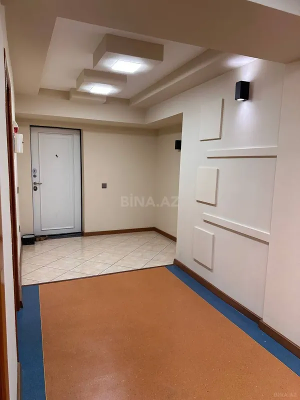 Kirayə verilir 7 otaqlı ofis 281 m²