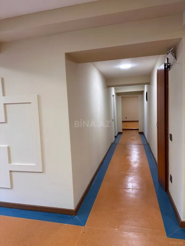 Kirayə verilir 7 otaqlı ofis 281 m²