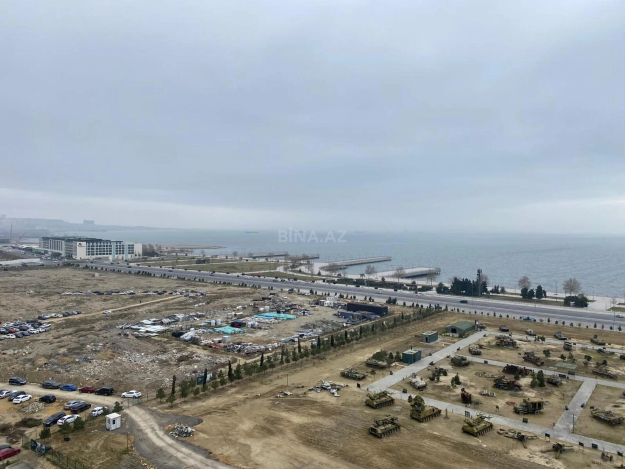 Kirayə verilir 2 otaqlı ofis 106 m²