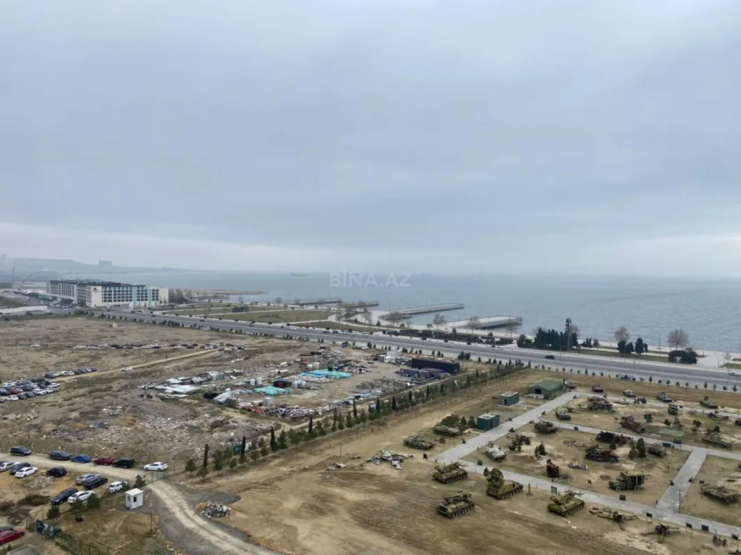 Kirayə verilir 2 otaqlı ofis 106 m²