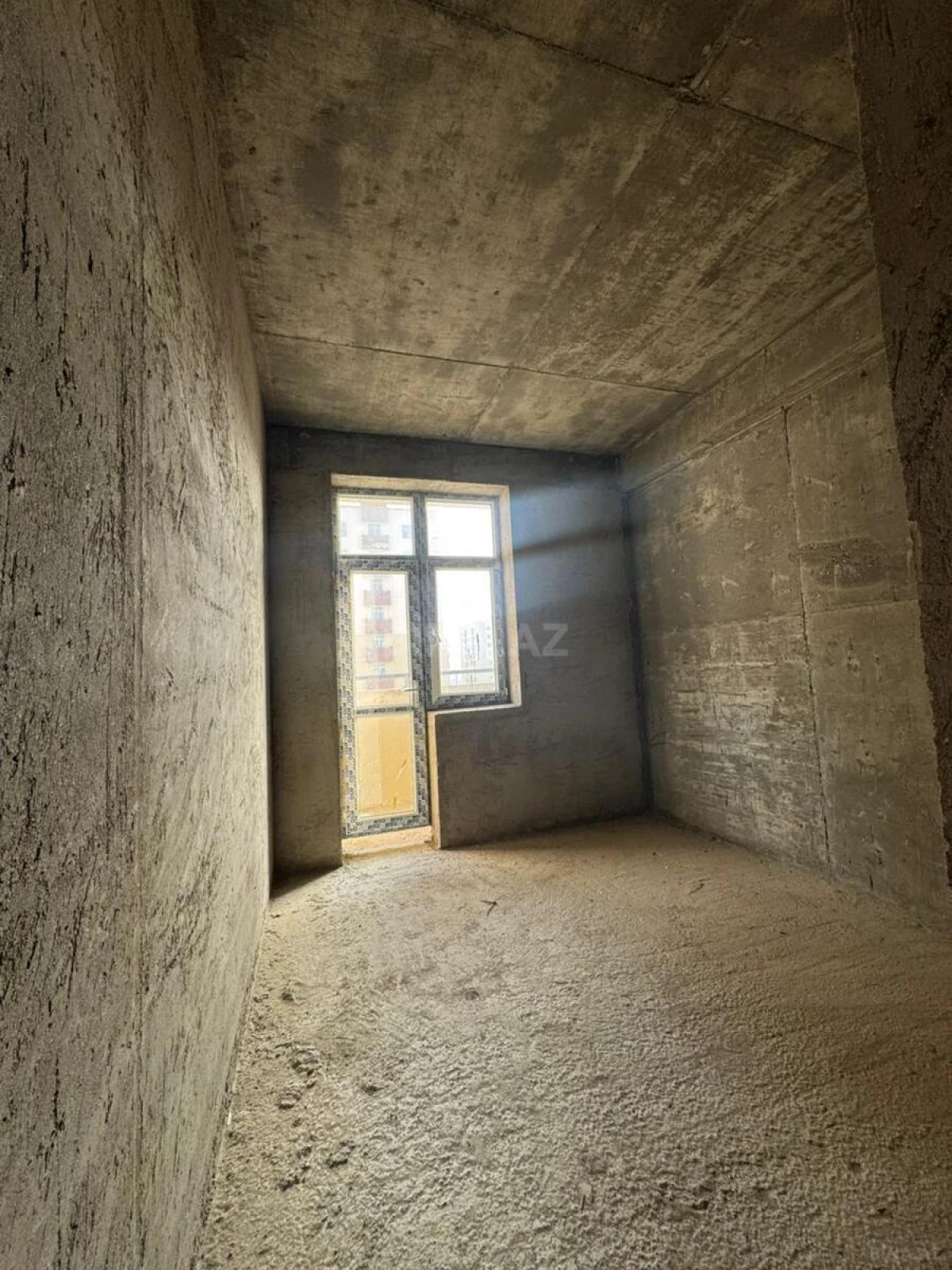 Satılır 3 otaqlı mənzil 77 m²