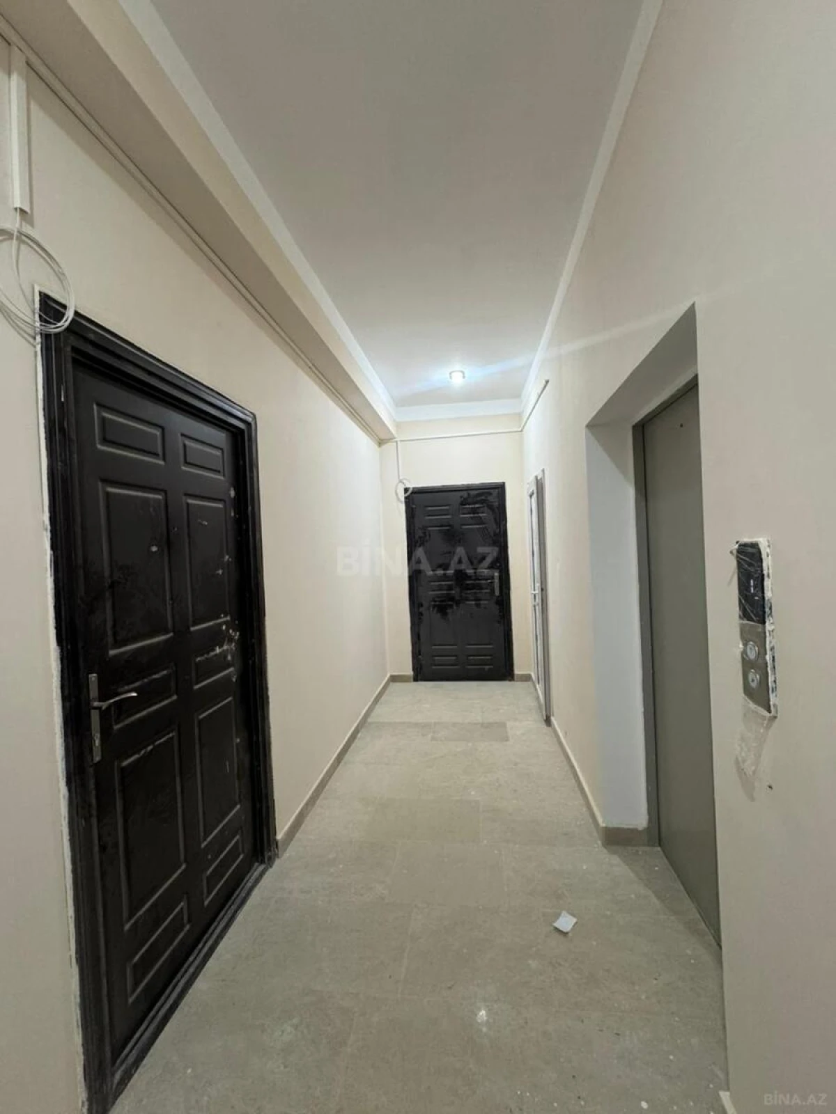 Satılır 3 otaqlı mənzil 77 m²