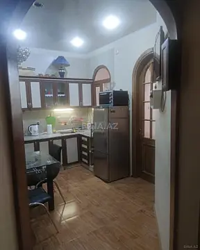 Kirayə verilir 2 otaqlı mənzil 65 m²