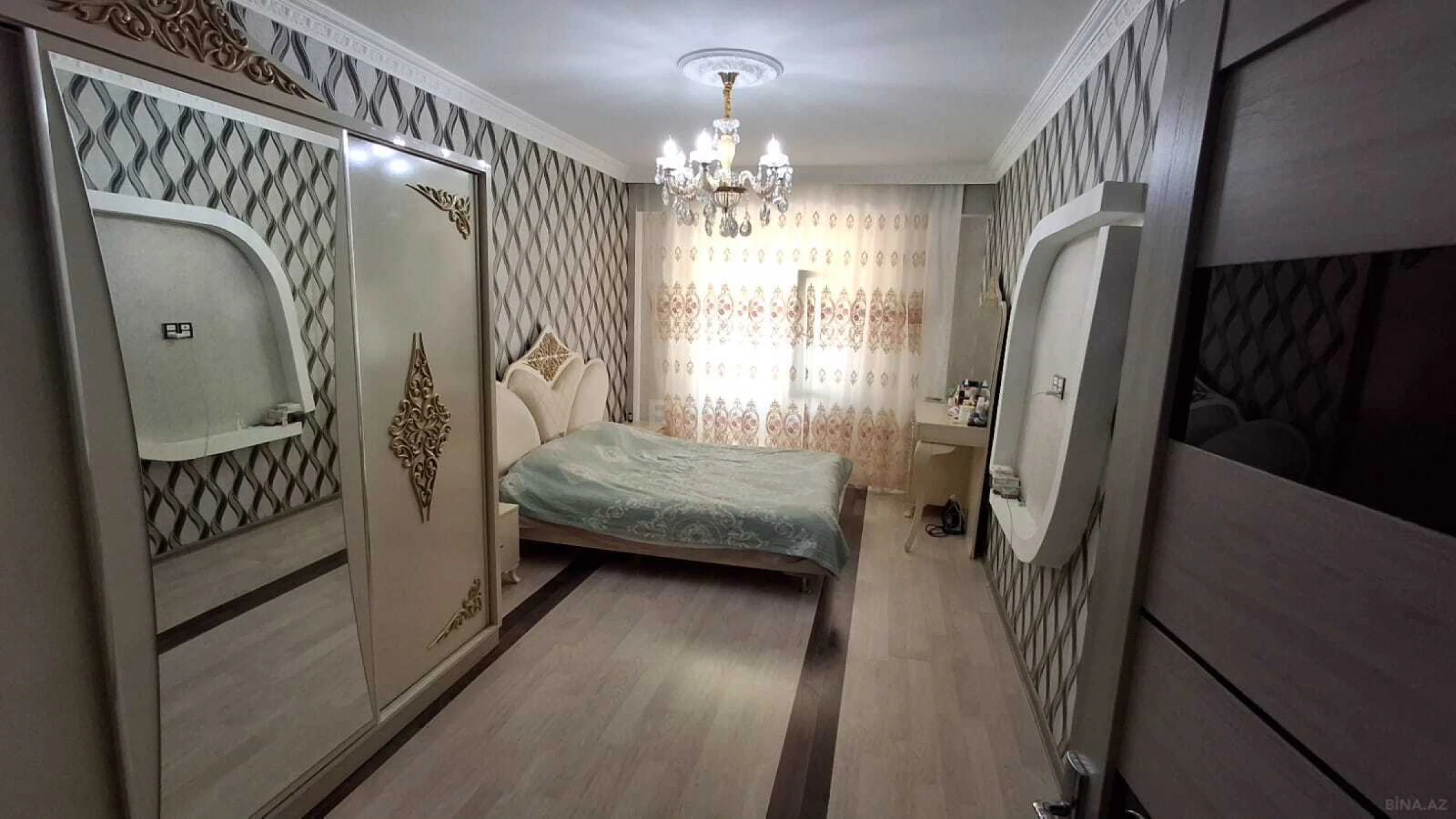 Kirayə verilir 2 otaqlı mənzil 77 m²