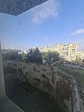 Satılır 2 otaqlı mənzil 78 m²