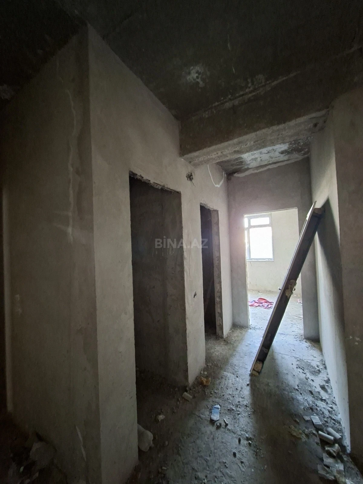 Satılır 2 otaqlı mənzil 78 m²