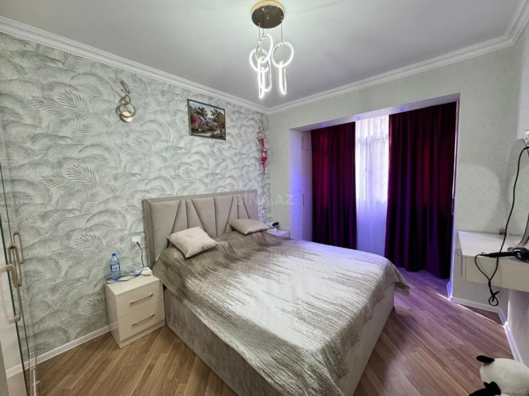 Satılır 2 otaqlı mənzil 65 m²