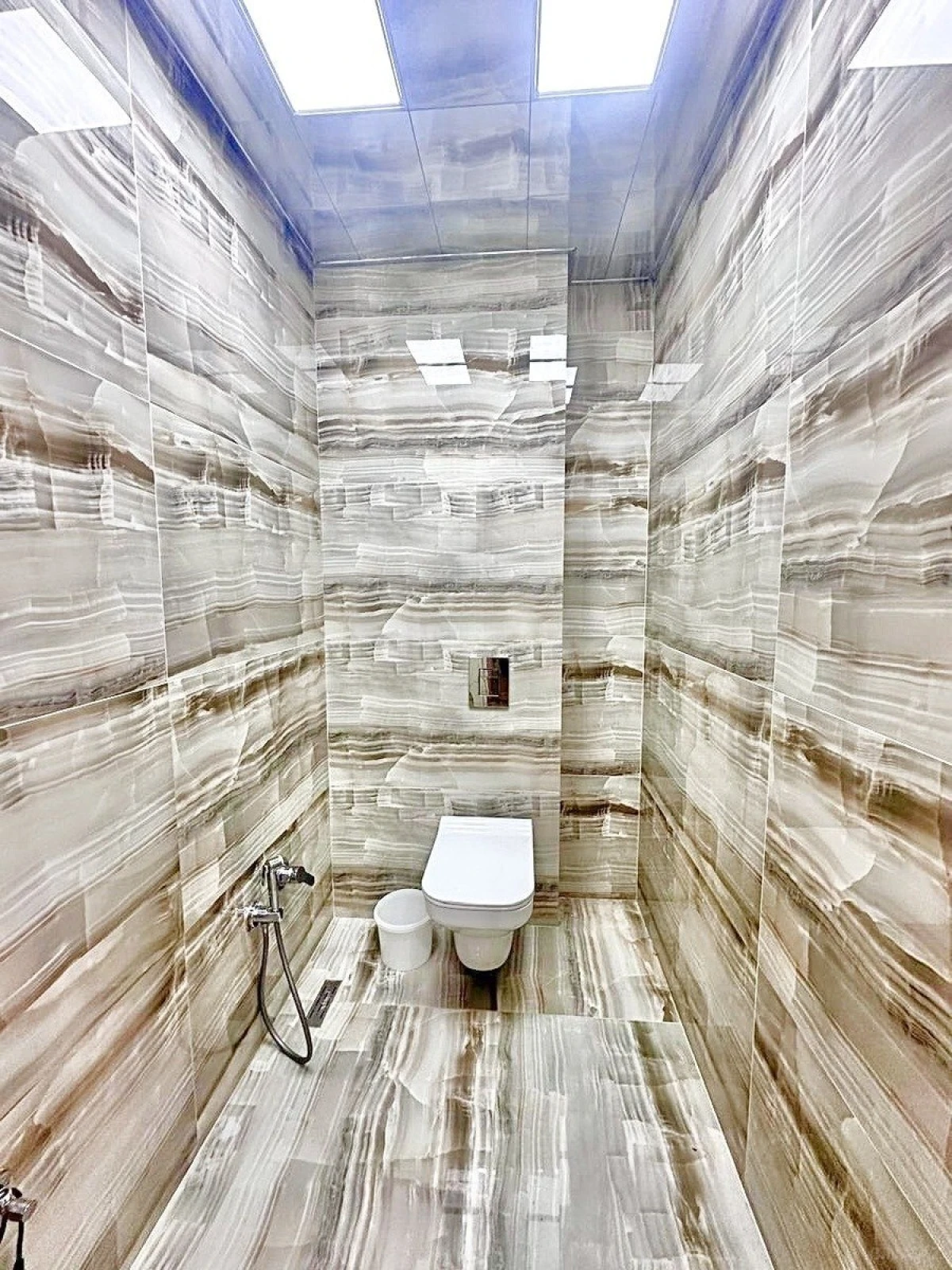 Satılır 3 otaqlı mənzil 110 m²