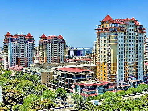 Satılır 3 otaqlı mənzil 110 m²