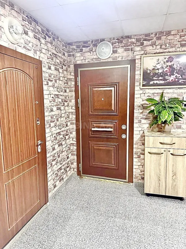 Satılır 3 otaqlı mənzil 110 m²