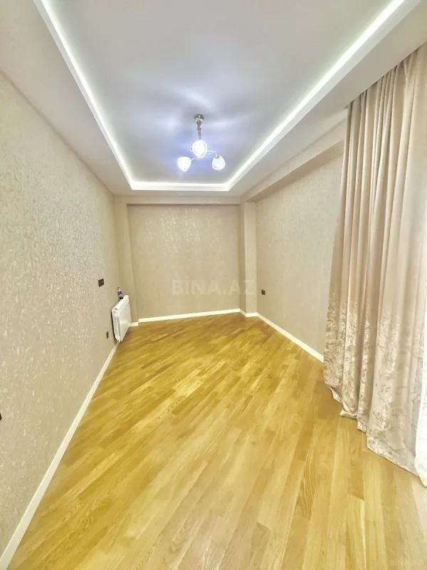 Satılır 3 otaqlı mənzil 110 m²