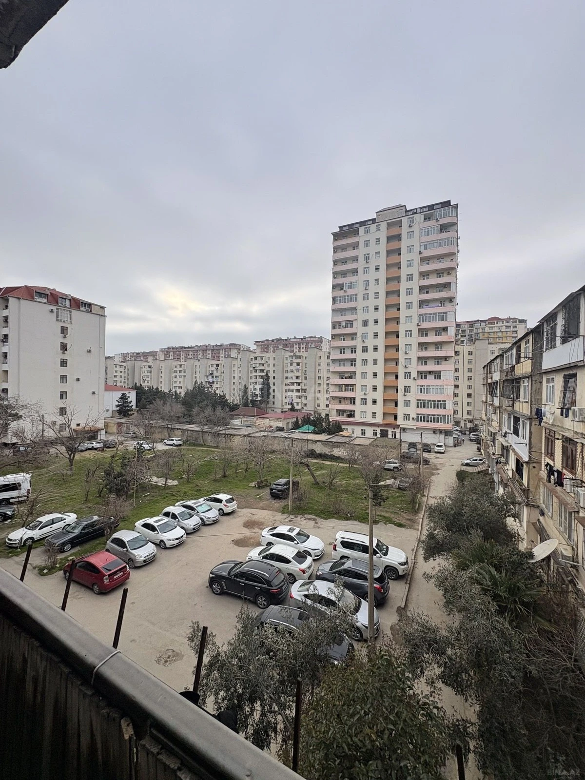 Satılır 1 otaqlı mənzil 40 m²