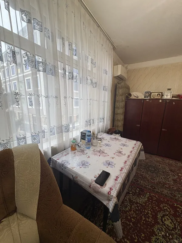 Satılır 1 otaqlı mənzil 40 m²
