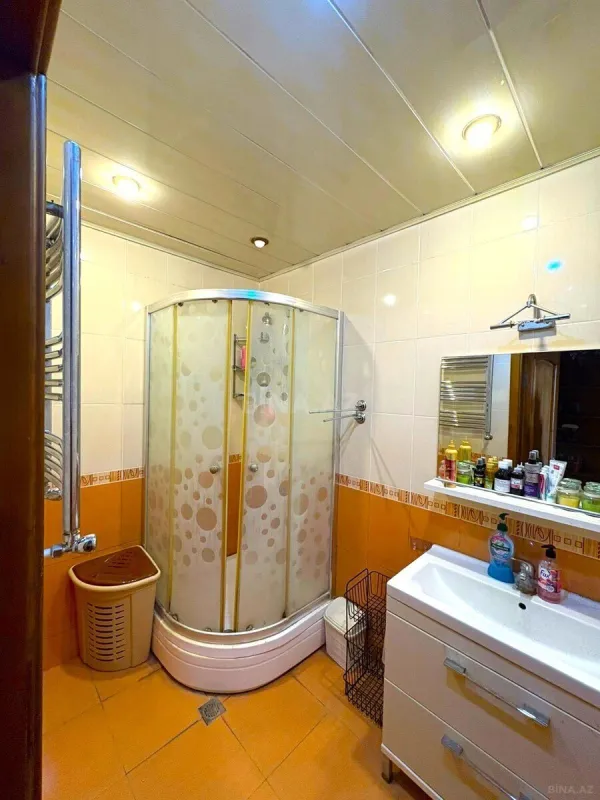 Satılır 3 otaqlı mənzil 115 m²