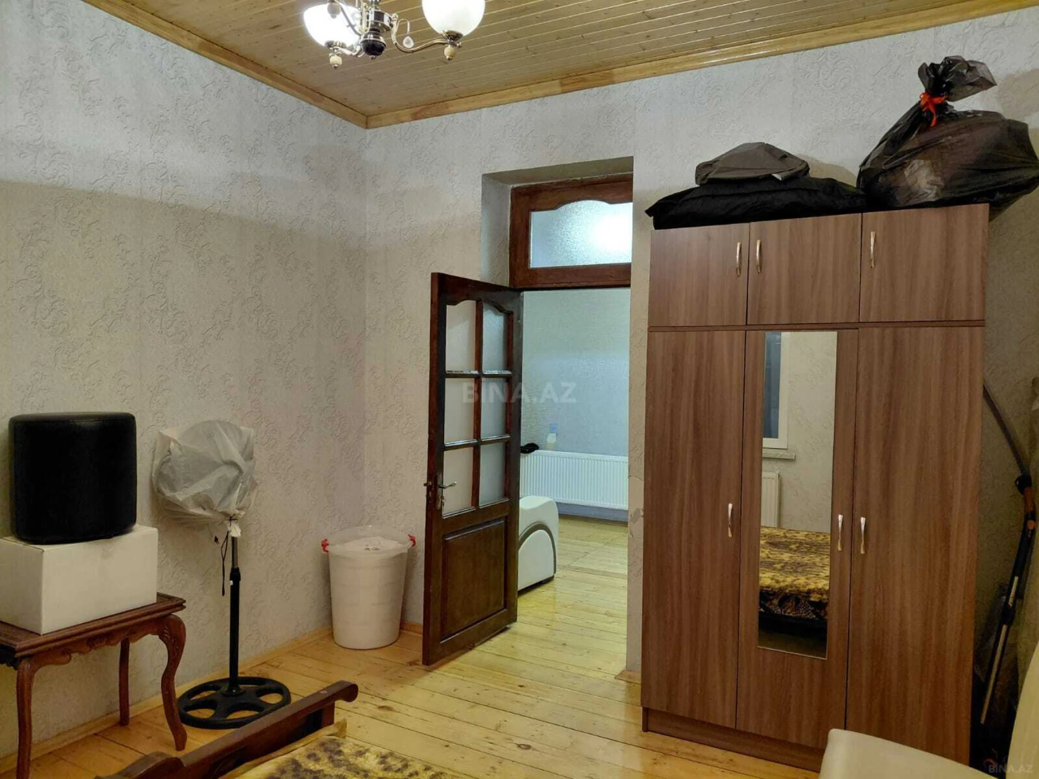 Satılır 5 otaqlı həyət evi 260 m²