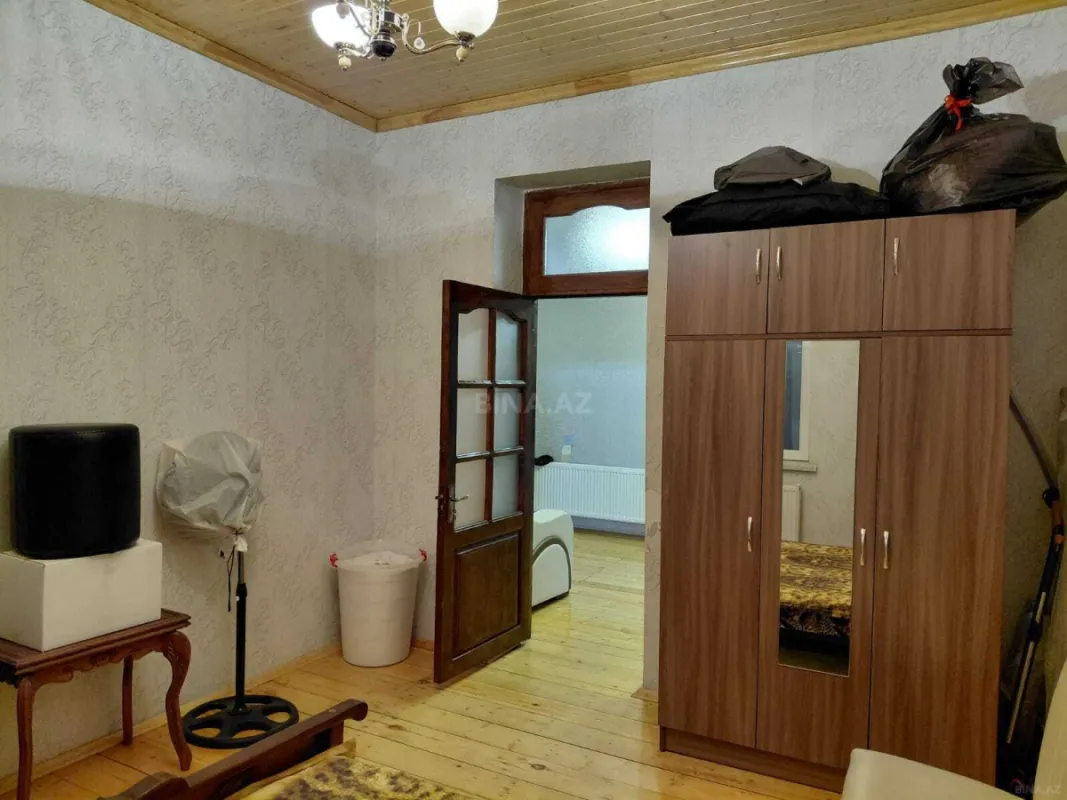 Satılır 5 otaqlı həyət evi 260 m²