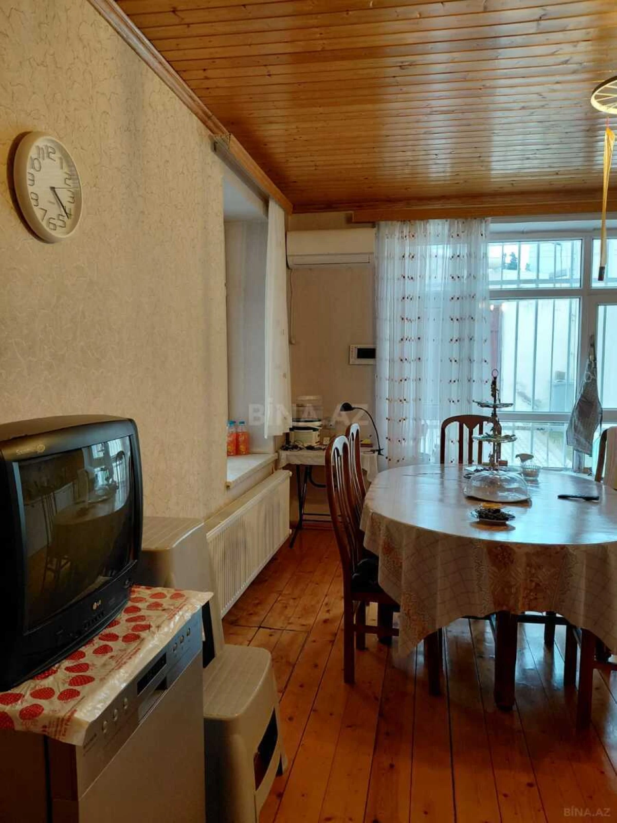 Satılır 5 otaqlı həyət evi 260 m²