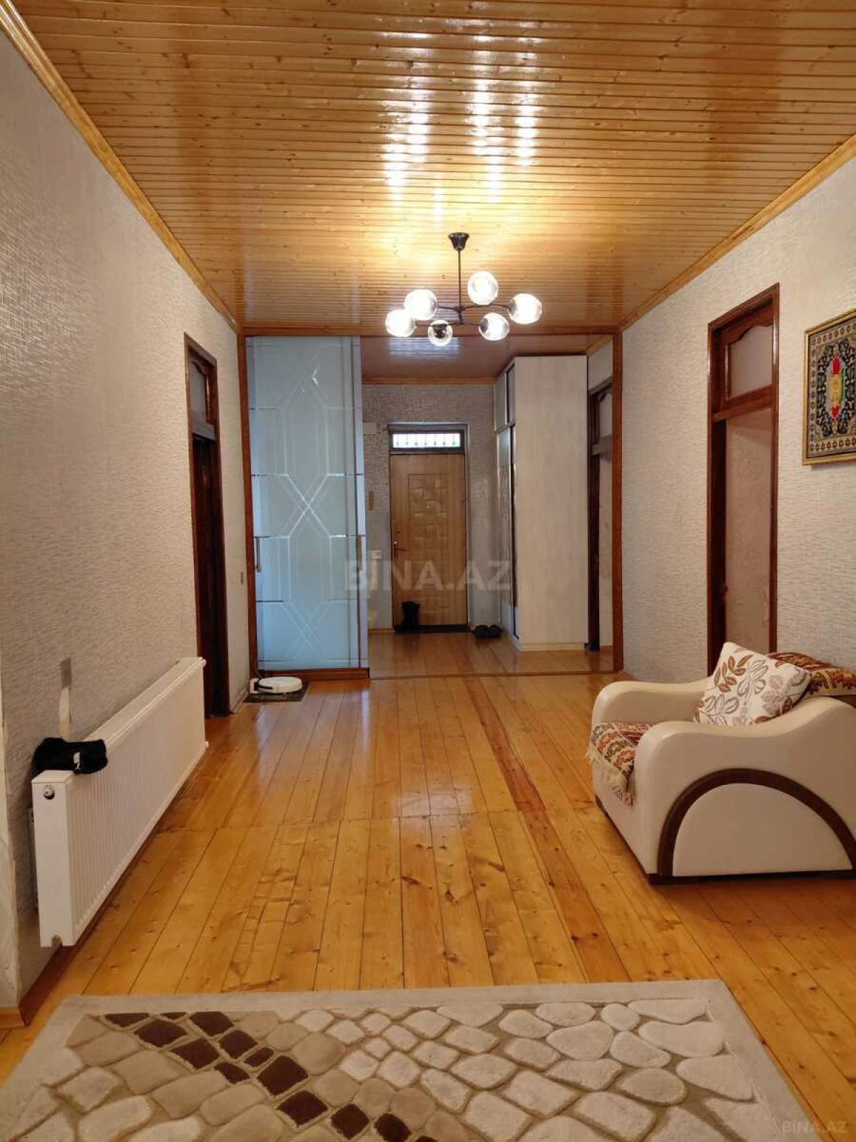 Satılır 5 otaqlı həyət evi 260 m²