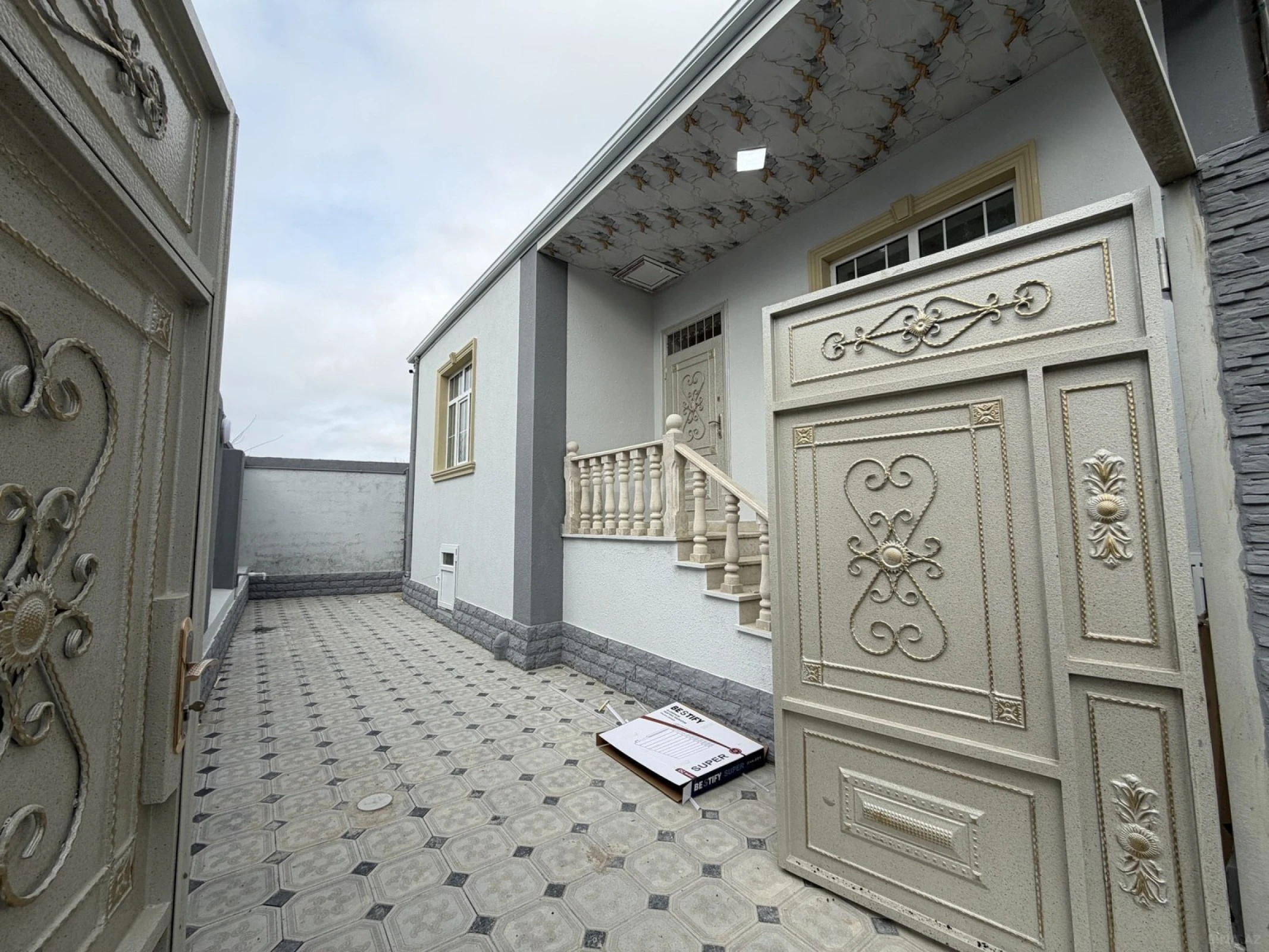 Satılır 3 otaqlı həyət evi 90 m²