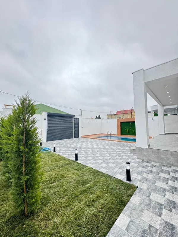Satılır 4 otaqlı həyət evi 180 m²